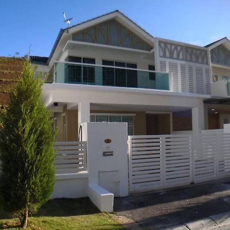 Homestay Cameron Highlands Golden Hill 5Br Semi D Golden Hills Night Market No Bbq Brincsang Kültér fotó